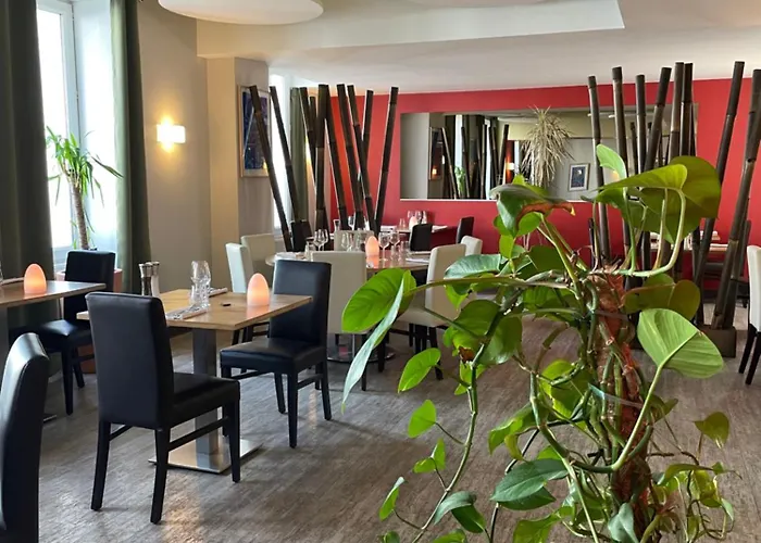 Hotel Restaurant La Boule D\'Or
